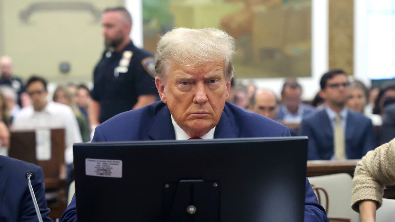 El expresidente Donald Trump en el tribunal en la ciudad de Nueva York donde se le sigue juicio por fraude bursátil, el 4 de octubre de 2023.