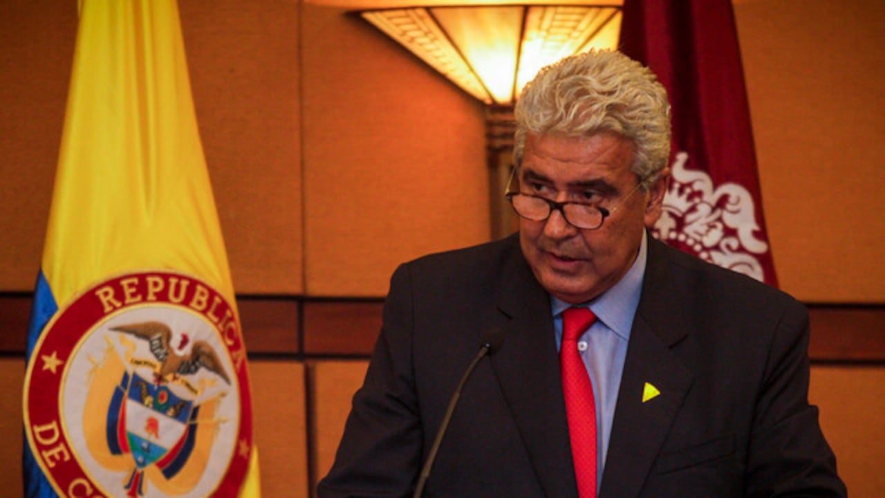 El hombre de 70 años se encontraba en la ciudad para asistir al 'Hay Festival'.