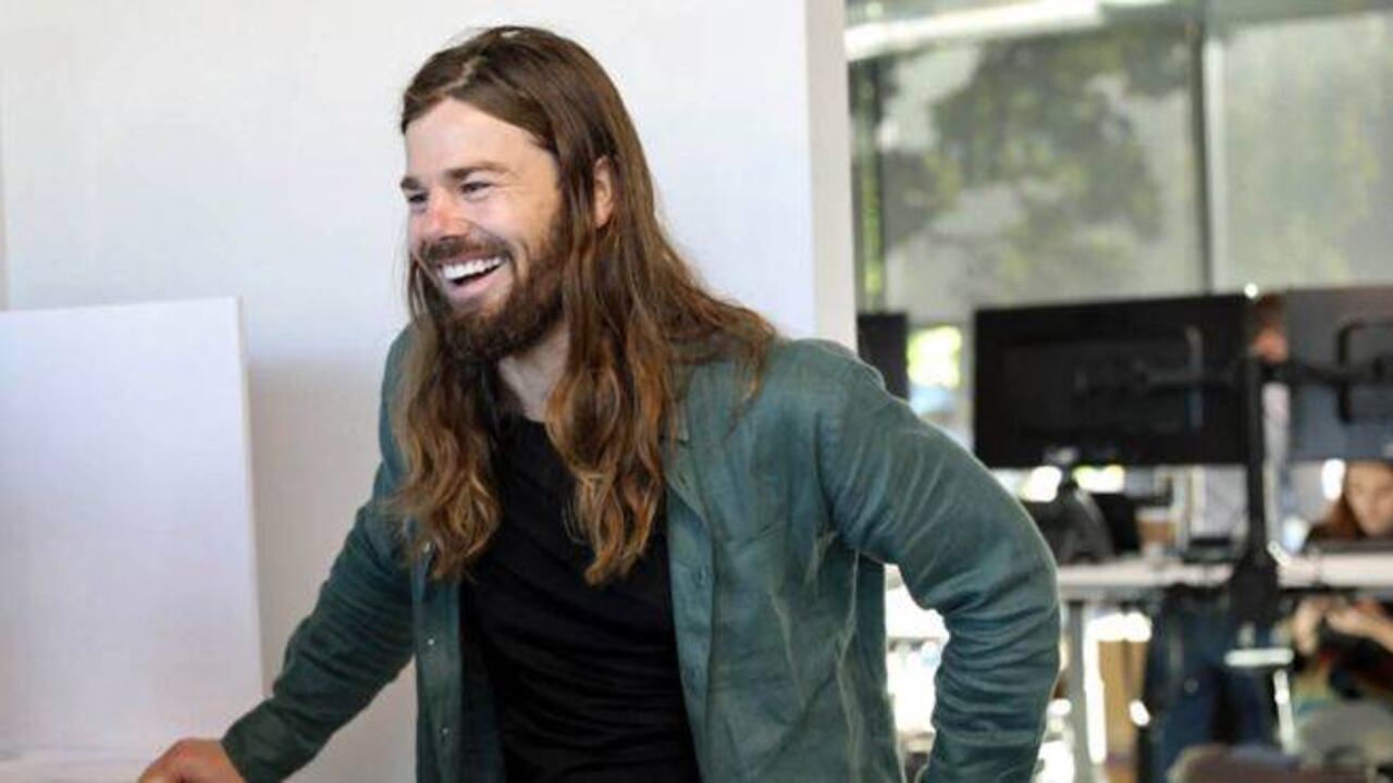 Dan Price bajó su salario, hipotecó sus dos casas y renunció a sus acciones, al mismo tiempo que le subió el sueldo a sus empleados. Foto: Gravity/BBC