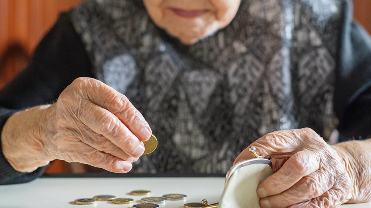 La baja cobertura del sistema pensional es uno de los problemas que Petro aspira a resolver, pero los expertos no comparten su propuesta de un sistema de pilares cuya base sea cuatro miillones de pesos, que marchitaría a las AFP.