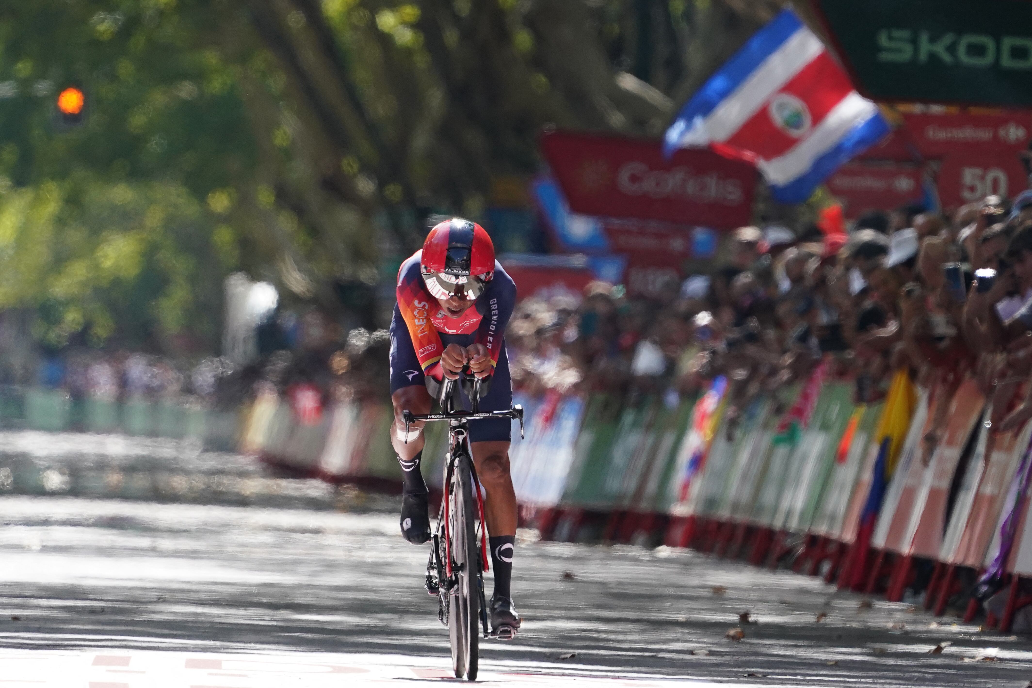 Bernal está en la 50 en la general.