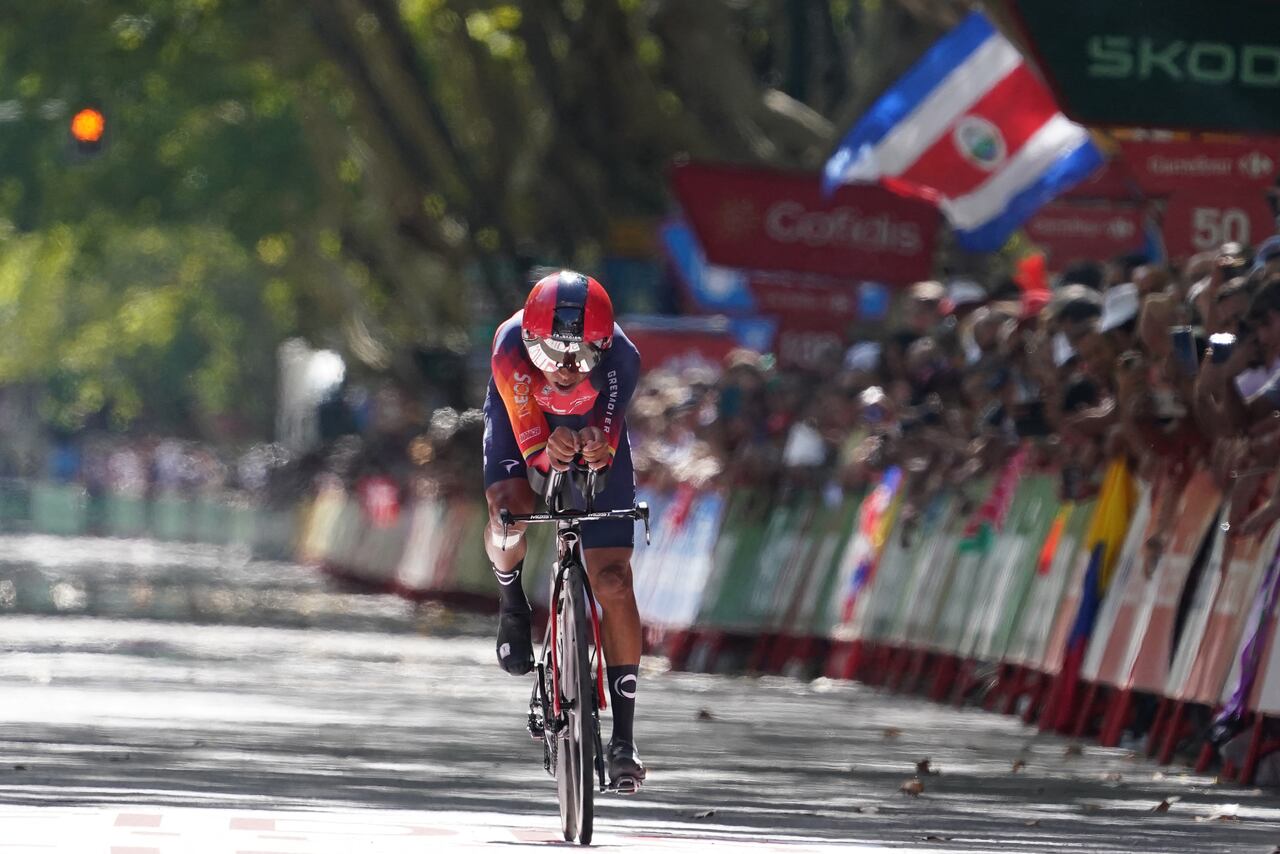 Bernal está en la 50 en la general.