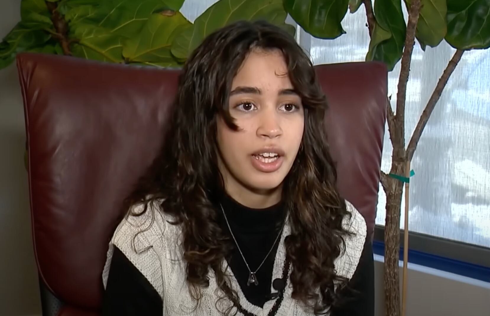 Aleysha Ortiz está demandando a la Junta de Educación de Hartford, a la Ciudad de Hartford y a su administrador de casos de educación especial por negligencia.