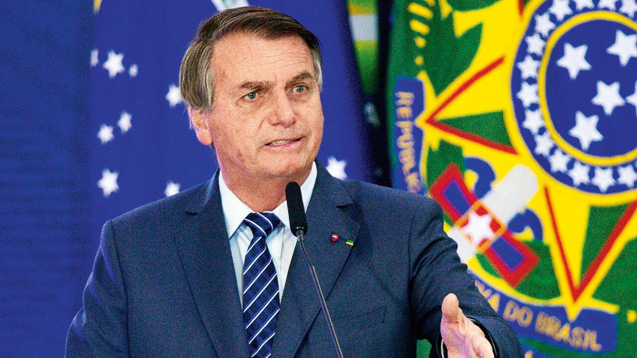 “Vacunas para todos este año”: la promesa que Bolsonaro hizo para Brasil