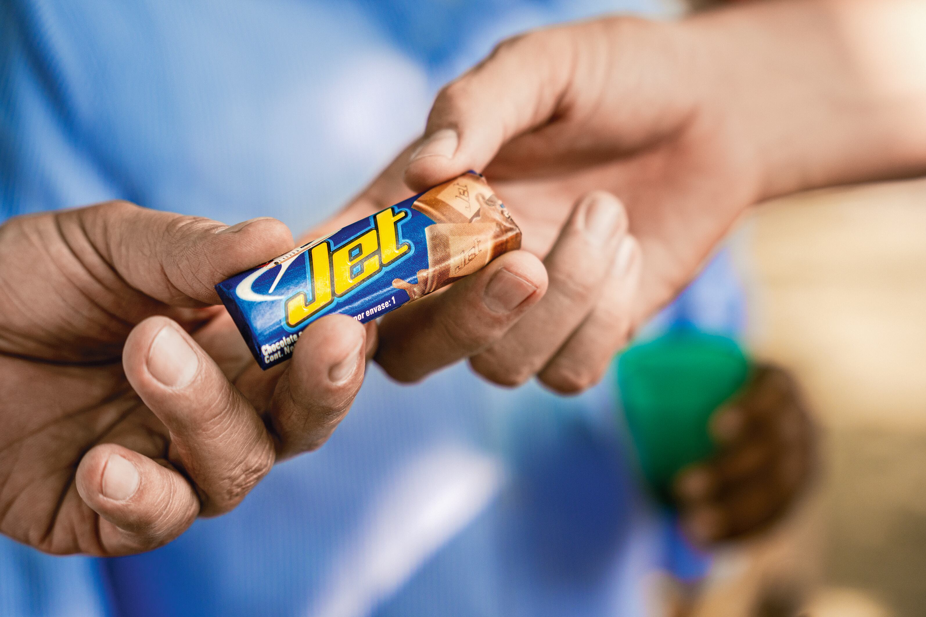 En el país, existen categorías muy relevantes en la vida de los consumidores en las que marcas de Nutresa ocupan las primeras posiciones: carnes frías, galletas, golosinas de chocolates y helados, con las marcas Zenú, Ranchera, Rica, Saltín Noel, Festival, Ducales, Jet, Jumbo, Gol, CremHelado, Aloha y Bocatto.