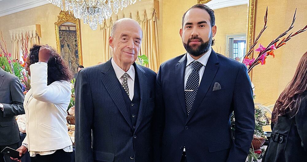 Germán Londoño con el canciller Álvaro Leyva.