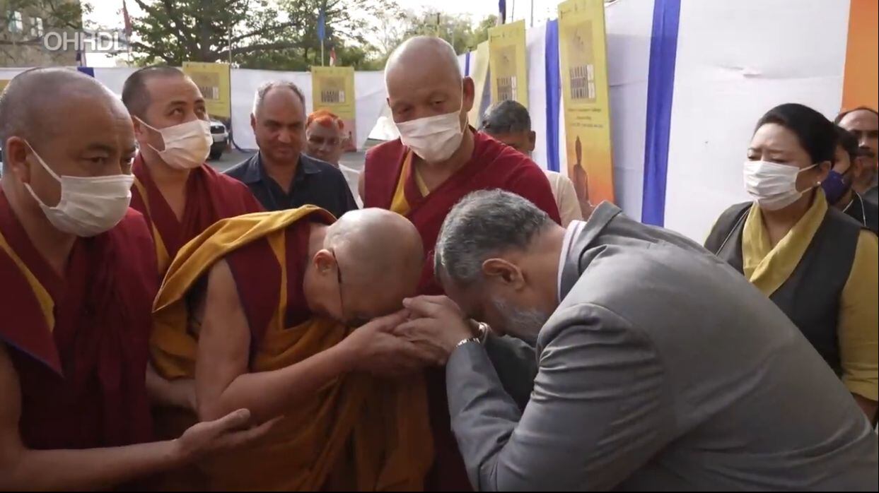 El líder religioso habló de su propia práctica de descanso y meditación