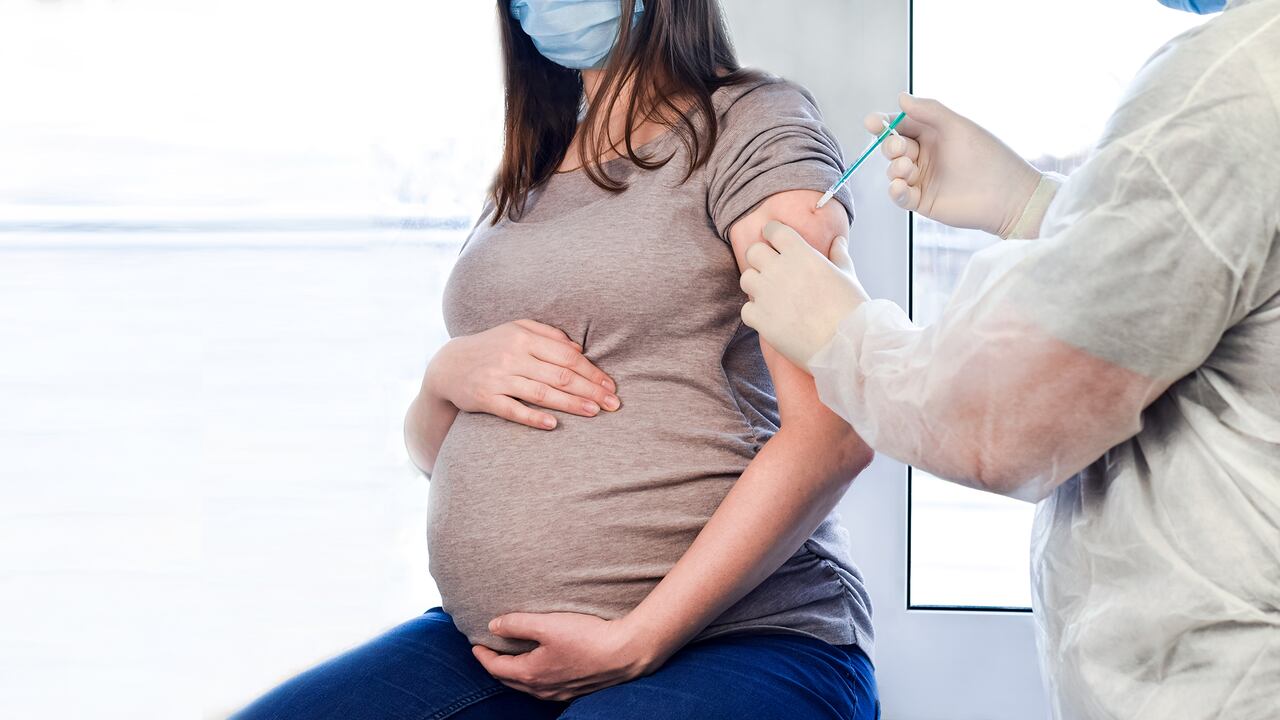 Vacunación contra el coronavirus y lactancia: dudas resueltas