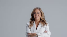 Floralba Núñez, escritora y empresaria en Florida