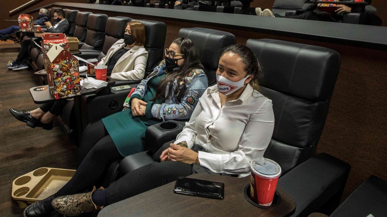 La reapertura de los cines inició el jueves 26 de noviembre.