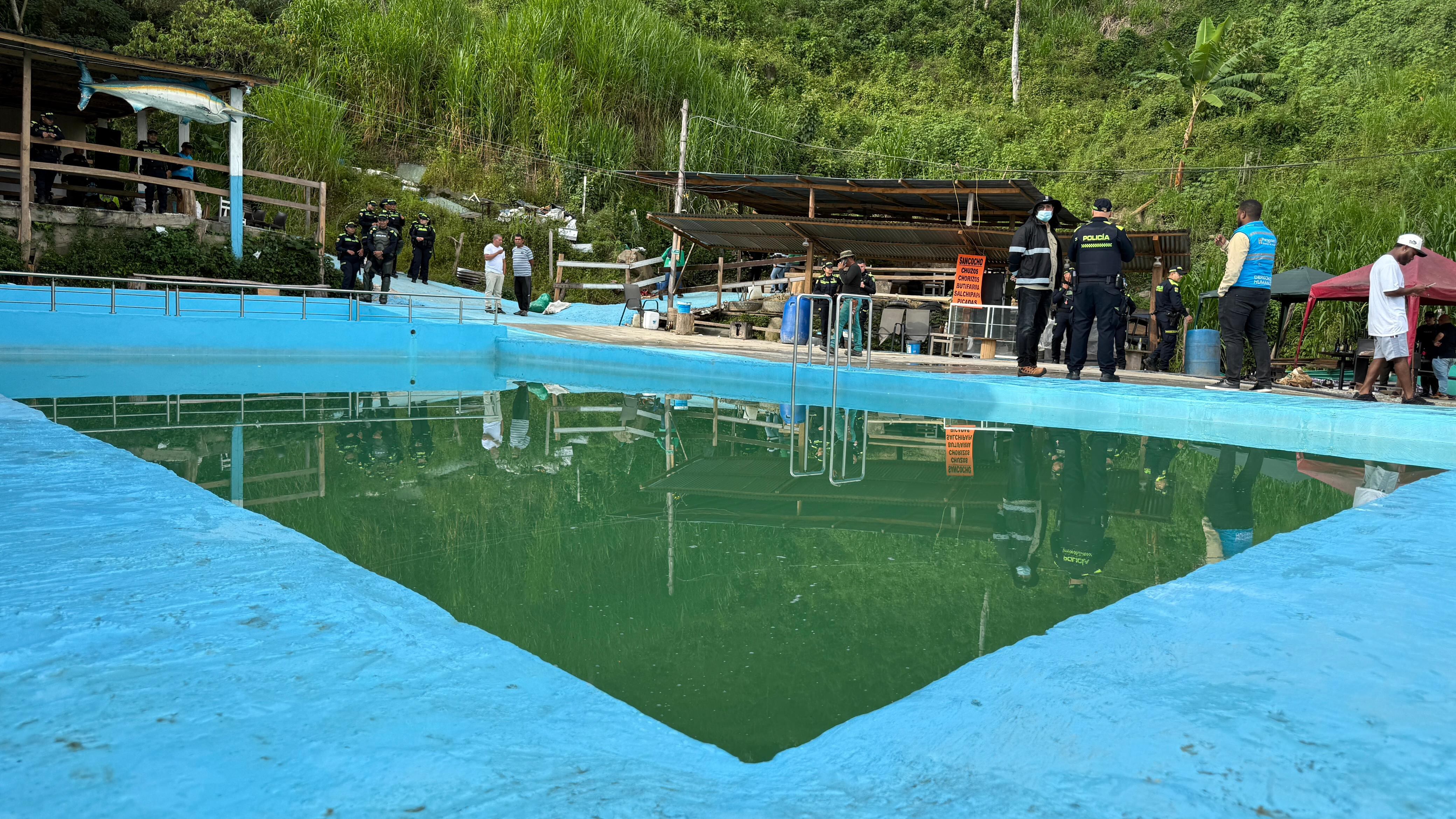 Piscinas ilegales intervenidas y demolidas en Medellín