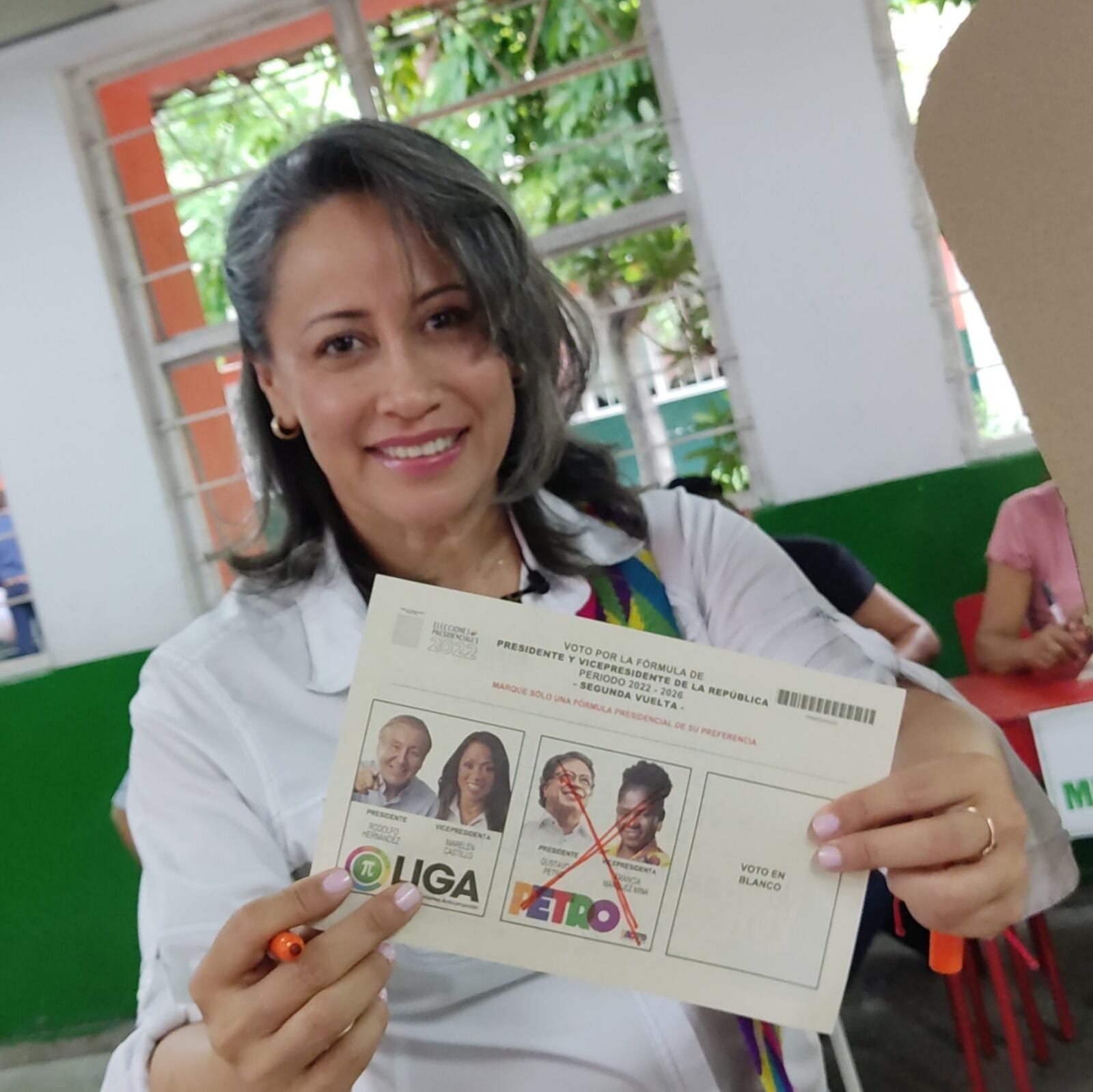 Bernal se refirió a la revelación de unos audios sobre conversaciones con la esposa de un narco.