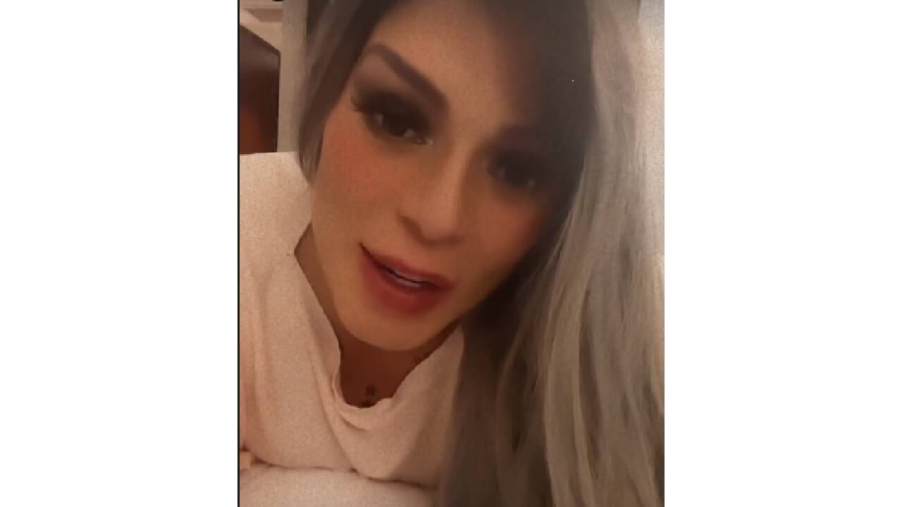 Marbelle cuenta cómo fue su caída en escenario. Foto: fotograma de las historias de Instagram de Marbelle, @marbelle.oficial