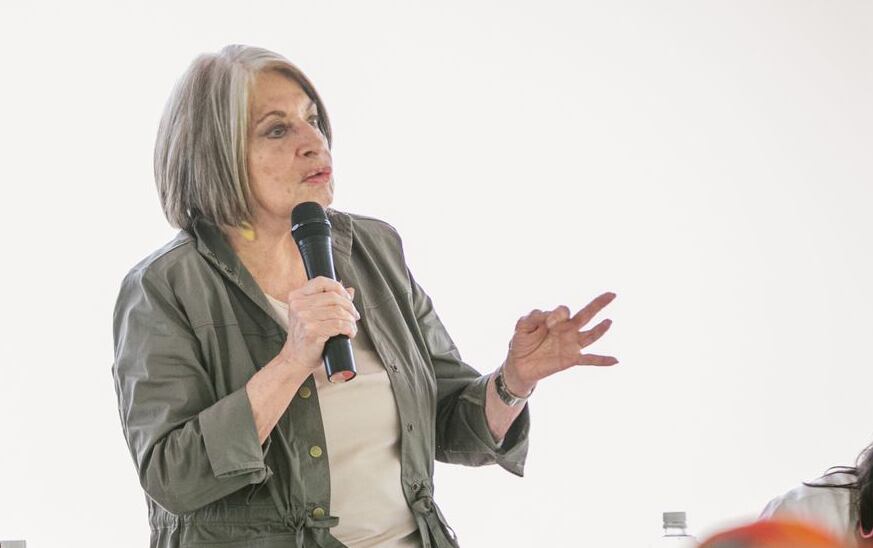 Ministra de Agricultura, Cecilia López