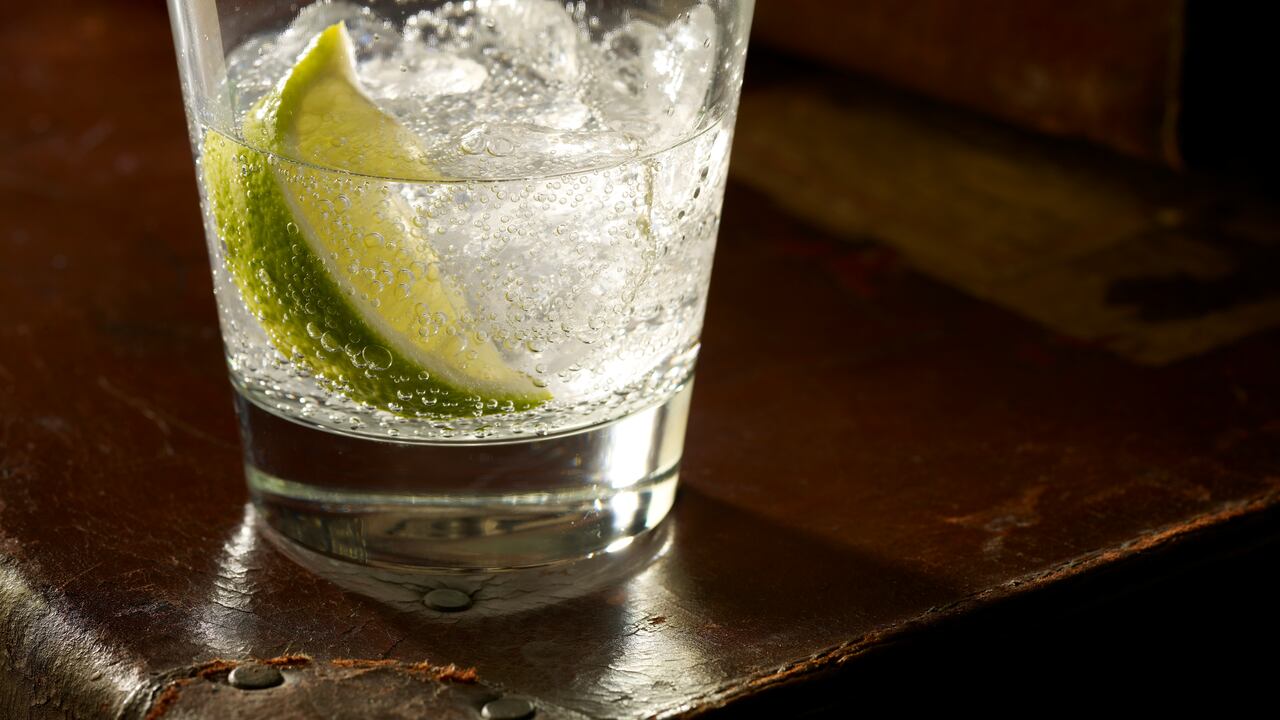 El aguardiente es una de las bebidas alcohólicas más consumidas en el país.