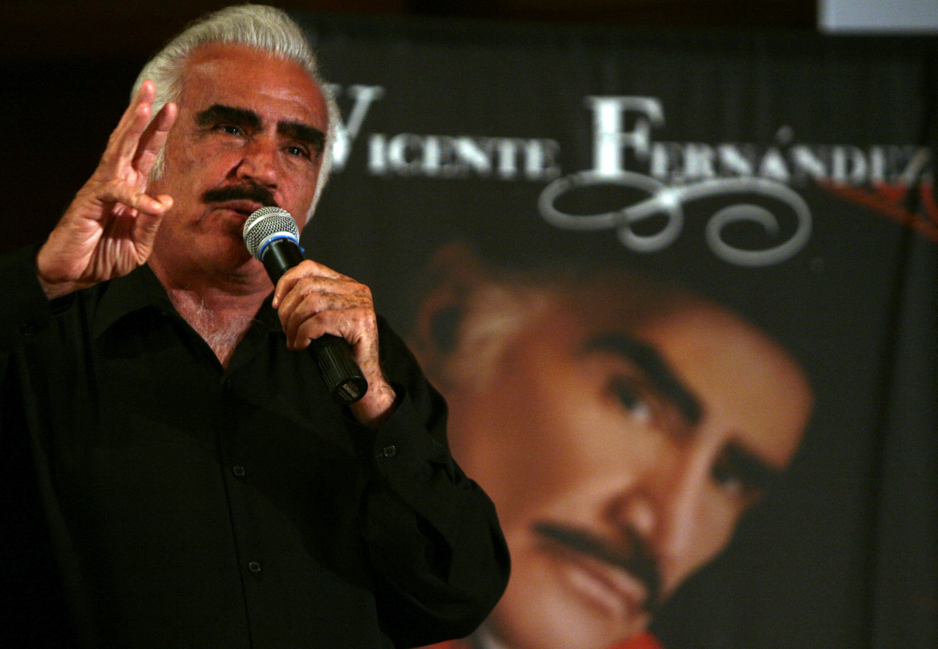 Vicente Fernández