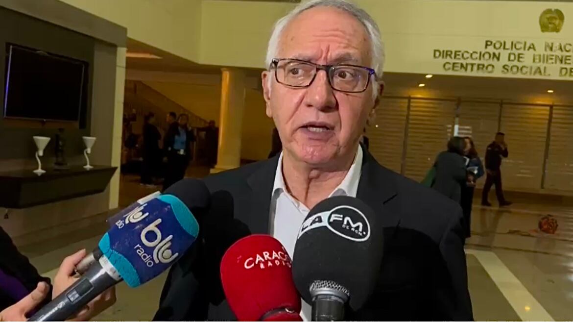 Guillermo Alfonso Jaramillo ministro de Salud