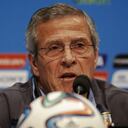 Óscar Tabárez, técnico de Uruguay.