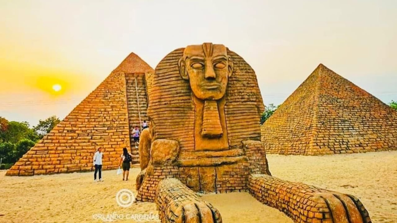 Sin salir del país: La Torre Eiffel y otros monumentos famosos que se han replicado en Colombia, ¿dónde quedan?