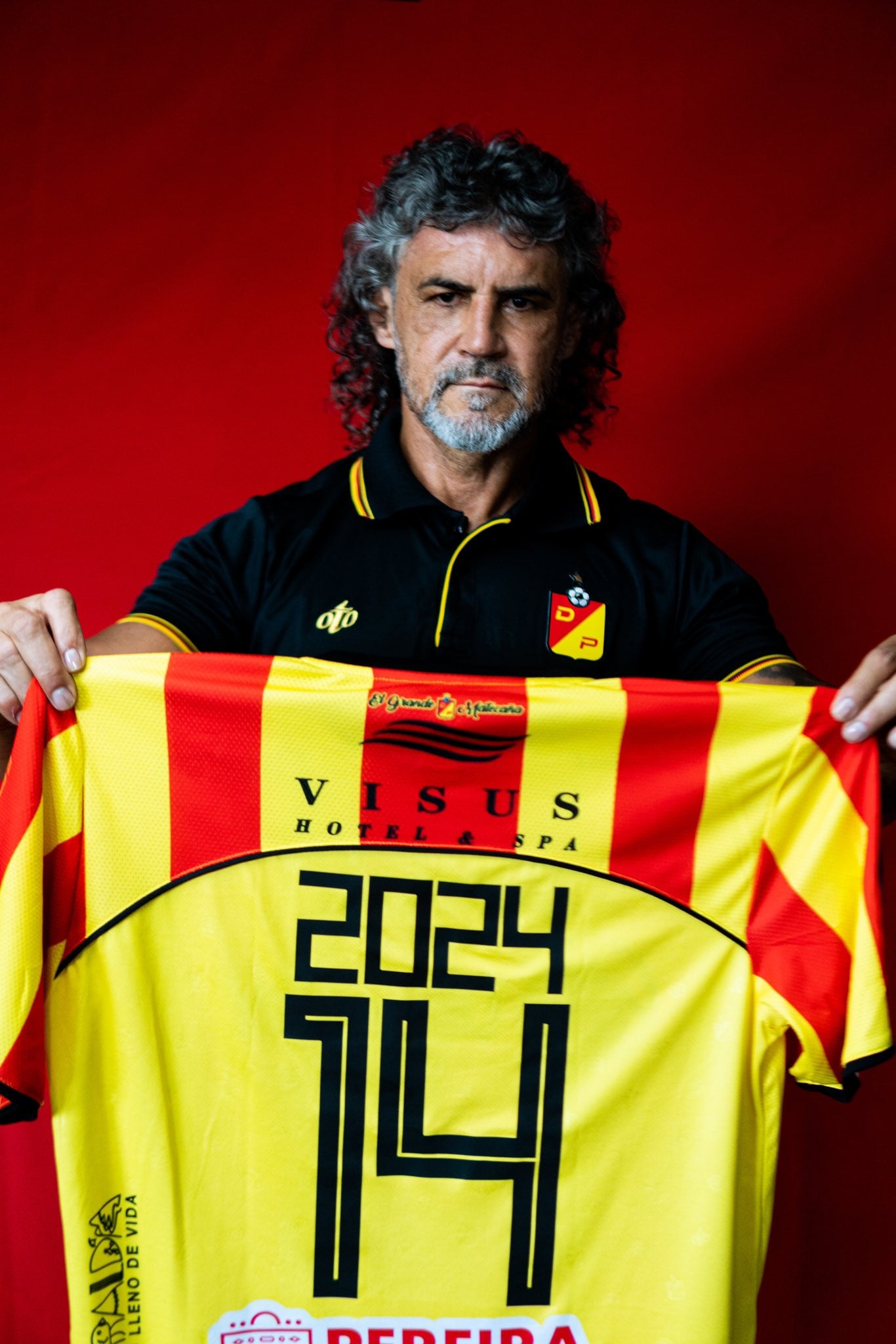 Leonel Álvarez técnico del Deportivo Pereira