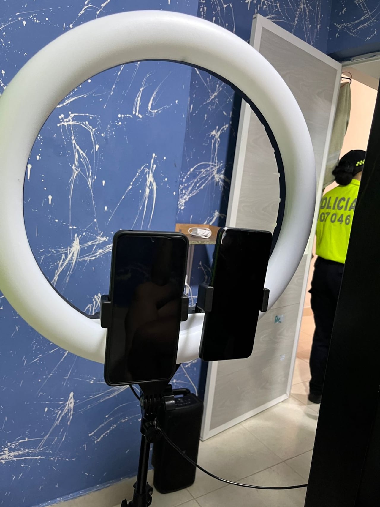 Transmitían por medio de estos dispositivos móviles.