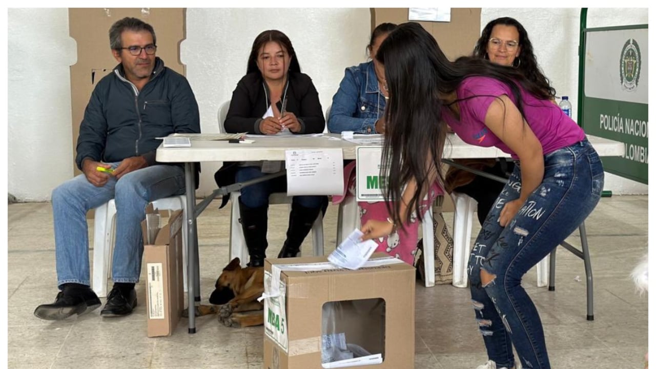 Se abren las urnas en el municipio de Gachantivá