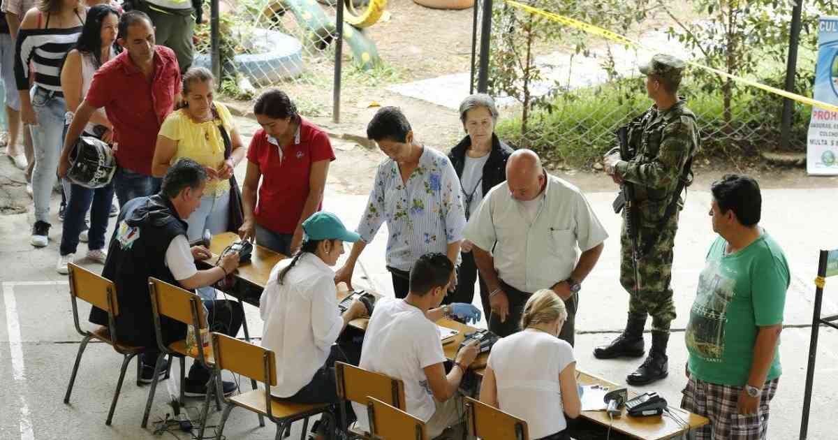 Un total de 39.499 personas acudieron ayer a las urnas durante el desarrollo de la consulta popular en Fusagasugá. Foto: Daniel Reina/Semana