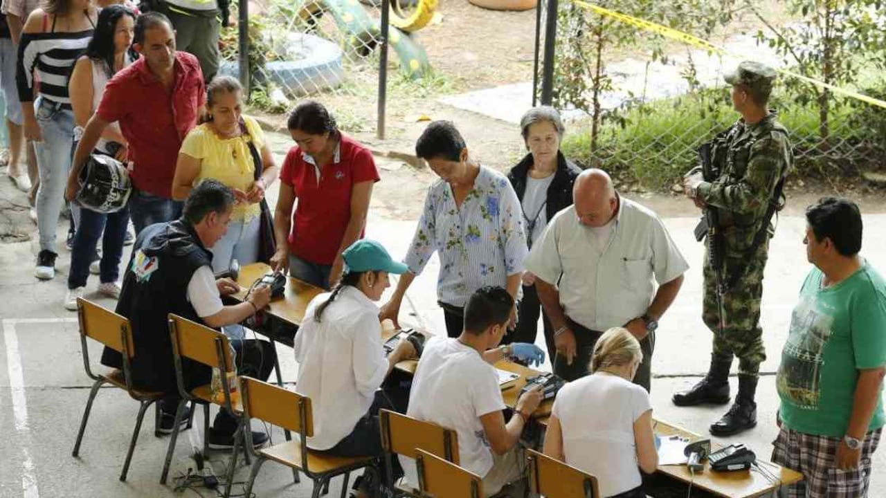 Un total de 39.499 personas acudieron ayer a las urnas durante el desarrollo de la consulta popular en Fusagasugá. Foto: Daniel Reina/Semana