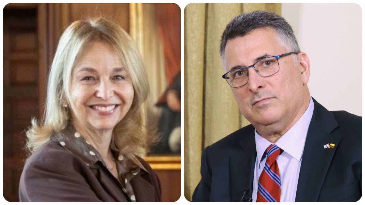 El canciller de Israel, Gideon Sa’ar (der), dio la bienvenida a Tania Gilinski (izq), nueva embajadora de Colombia en ese país.