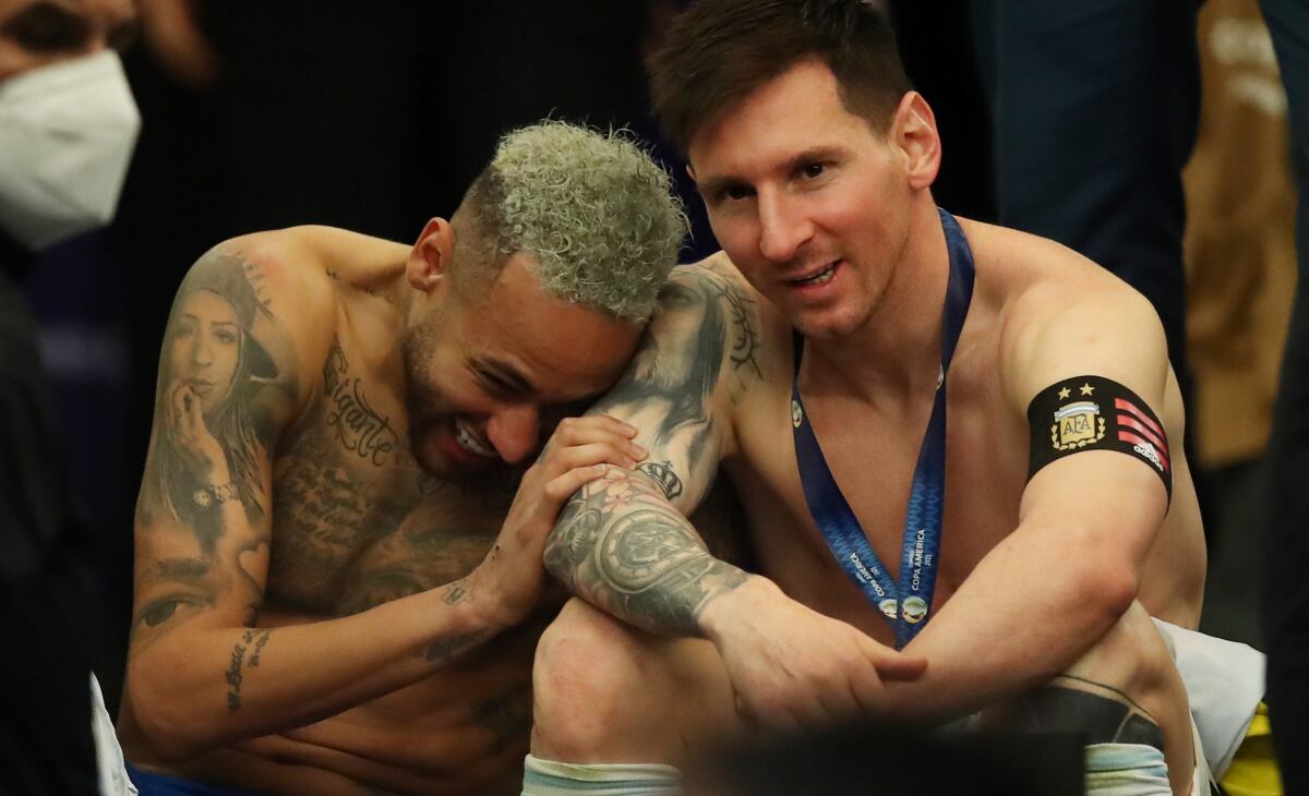 Lionel Messi y Neymar tras la gran final de la Copa América