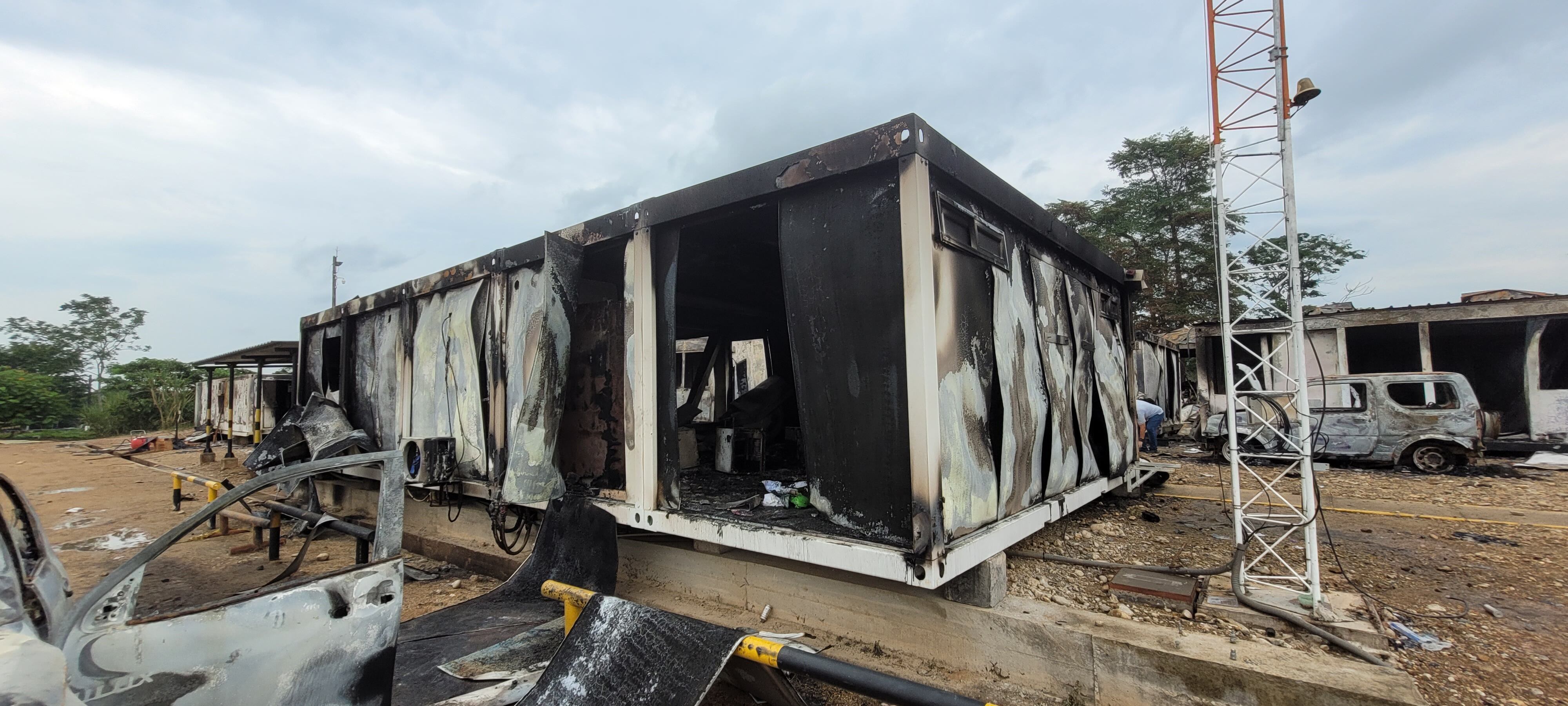 petrolera Emerald Energy destruida