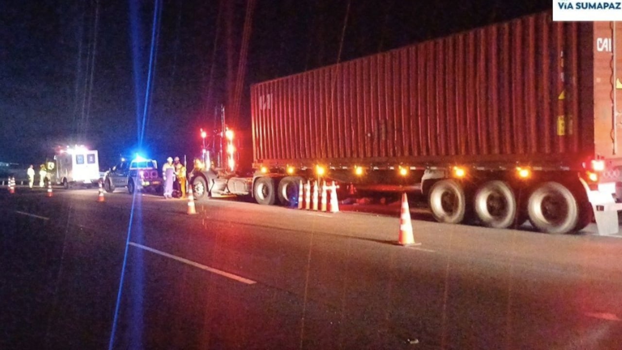 El accidente en la vía Girardot-Bogotá.