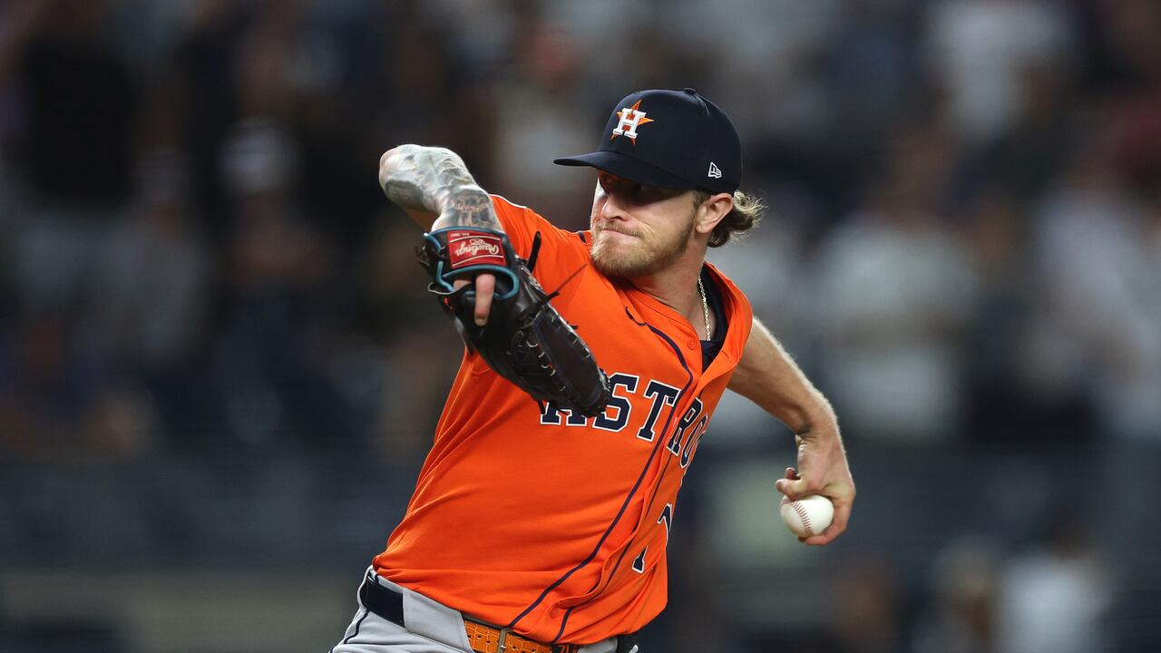 NEW YORK, NEW YORK - AUGUST 08: Josh Hader #71 of the Houston Astros pitches during the game against the New York Yankees at Yankee Stadium on August 08, 2025 in the Bronx borough of New York City. (Photo by Ishika Samant/Getty Images)