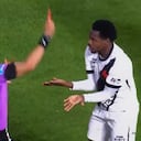 Momento en que expulsan a Carlos Andrés Gómez