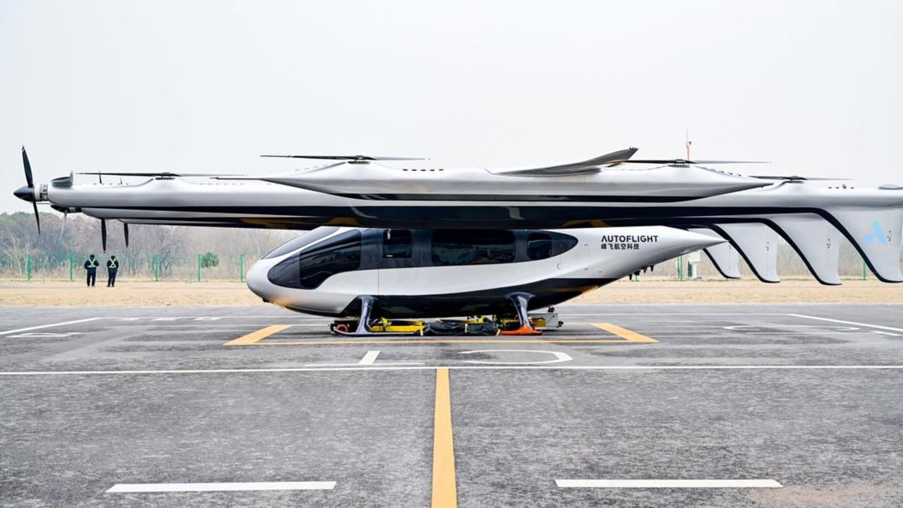 El Matrix, con una envergadura de 20 metros, fue desarrollado por AutoFlight y se presentó como la aeronave eléctrica de mayor tamaño construida en China hasta la fecha.