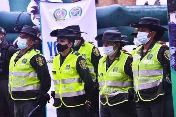 Nuevos policías llegan a Cali