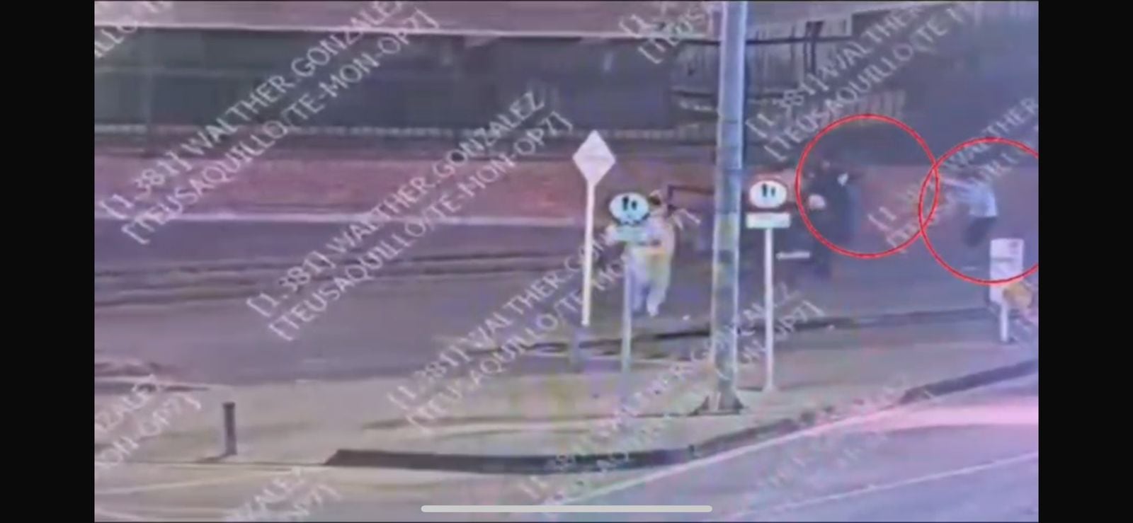 La comunidad se unió para detener a los señalados hasta que llegara la Policía.