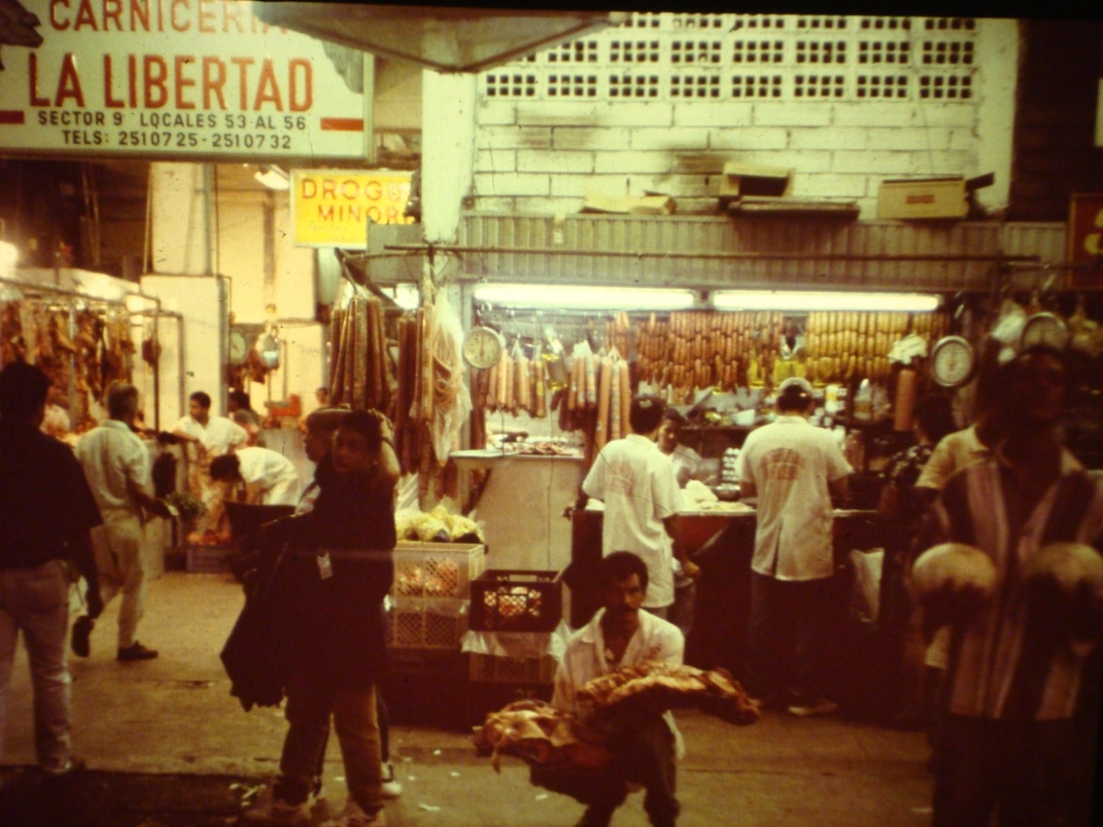 Lo que empezó como un intento por frenar la delincuencia derivó en un escenario aún más crítico, con extorsiones y asesinatos que la convirtieron entre 1991 y 1995 en uno de los sectores más peligrosos de la ciudad.