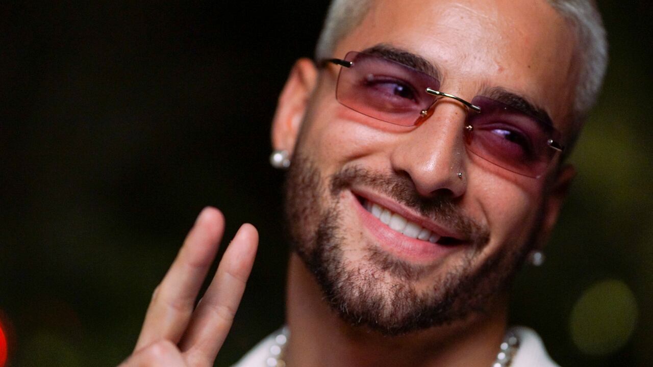 Maluma celebró la llegada de su nueva compra y sorprendió a sus seguidores.