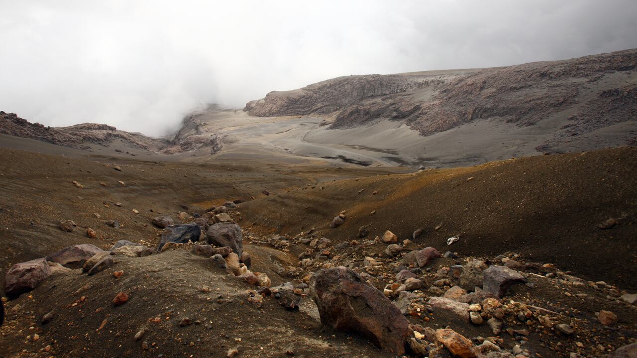 Las autoridades emitieron una alerta para prevenir un posible desastre. | PARQUE DE LOS NEVADOS. VOLCAN NEVADO DEL RUIZ. EJE CAFETERO. CALDAS SEPTIEMBRE 13 DE 2008.
FOTO: JUAN CARLOS SIERRA-REVISTA SEMANA.