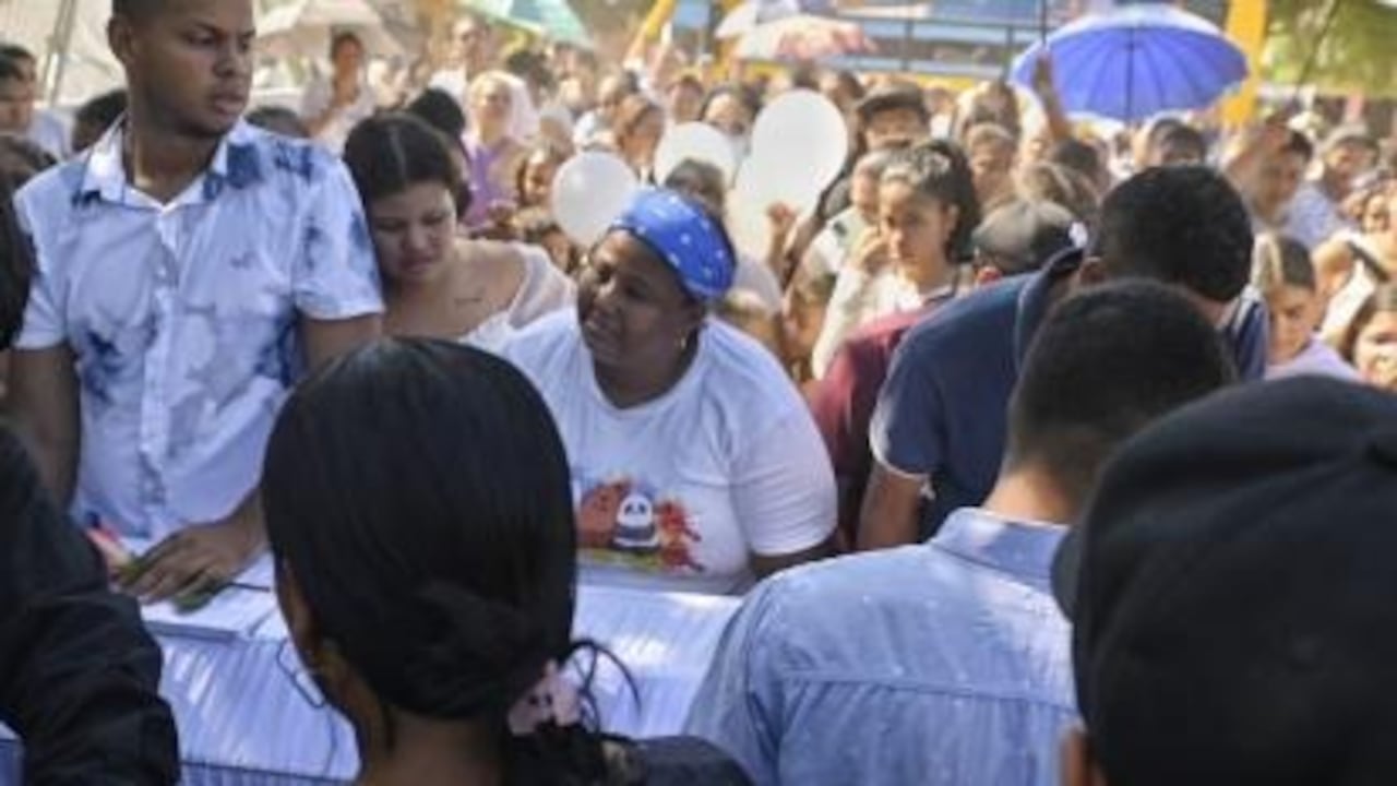 Familiares aseguraron durante el sepelio del menor de 7 años que su padrastro era culpable.