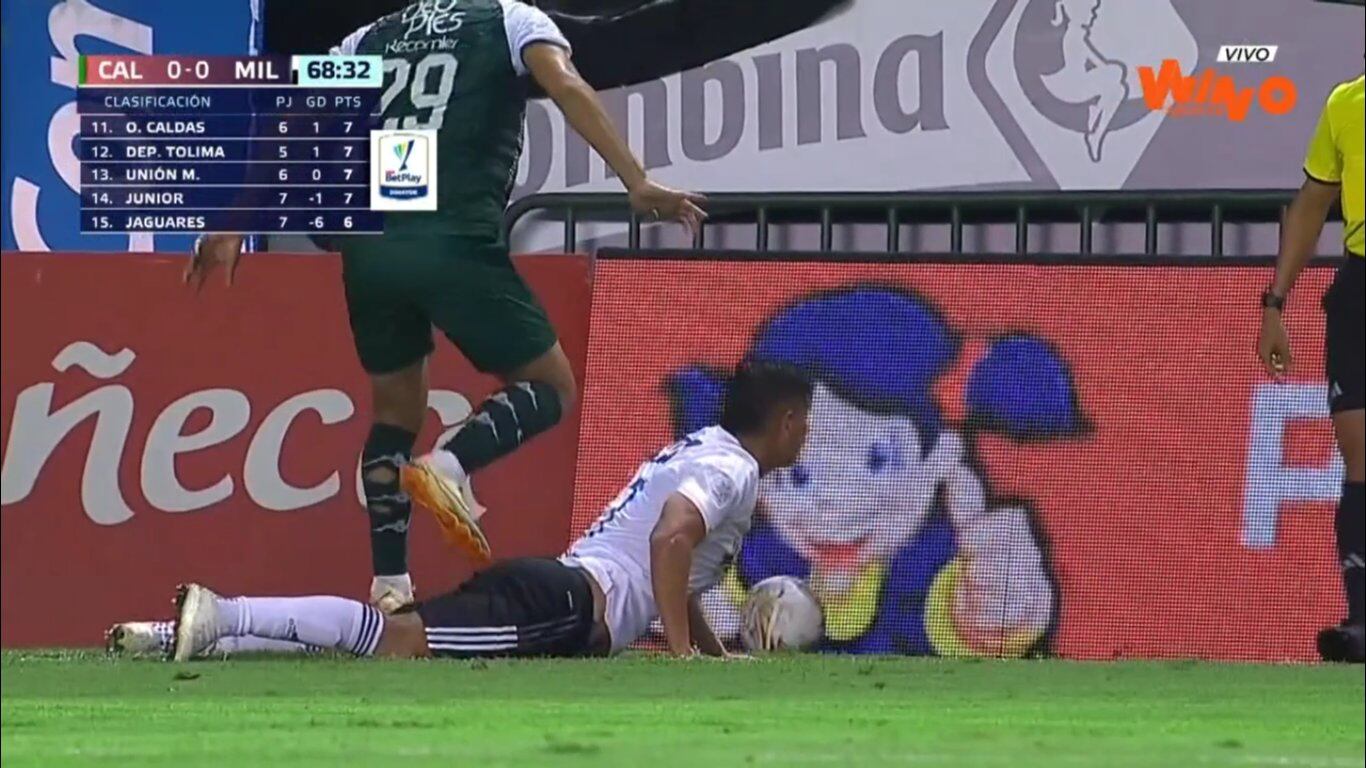 La acción que desencadenó la tarjeta roja a Teófilo Gutiérrez