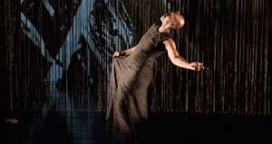 El 14 de noviembre, esta mujer, de 77 años, ícono vivo de la danza, presentará En algún lugar del inicio, basada en un libro sin editar de su padre. La obra se presentará en el Teatro Jorge Isaacs. El 15 hará una clase maestra con 30 bailarines caleños.