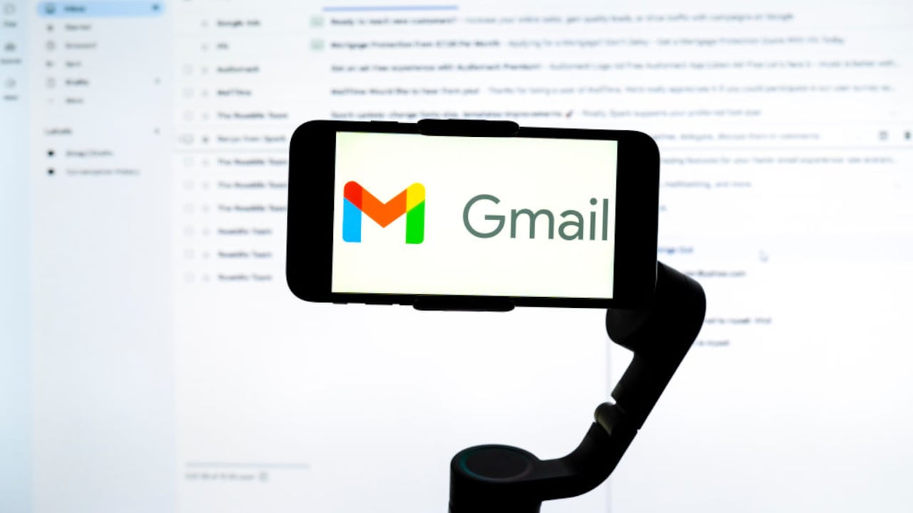 Si bien una contraseña debe ser compleja, Google indica que debe ser recordable para el usuario.