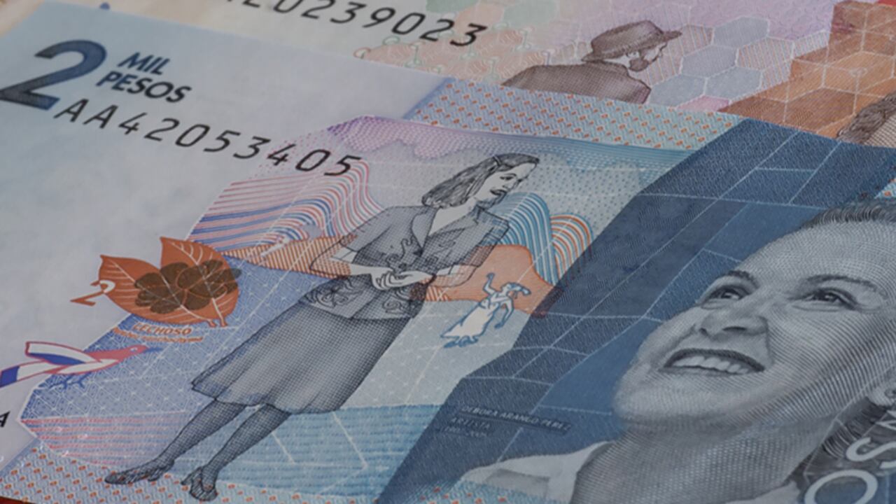 La devaluación del peso en noviembre se acerca al 5 %.