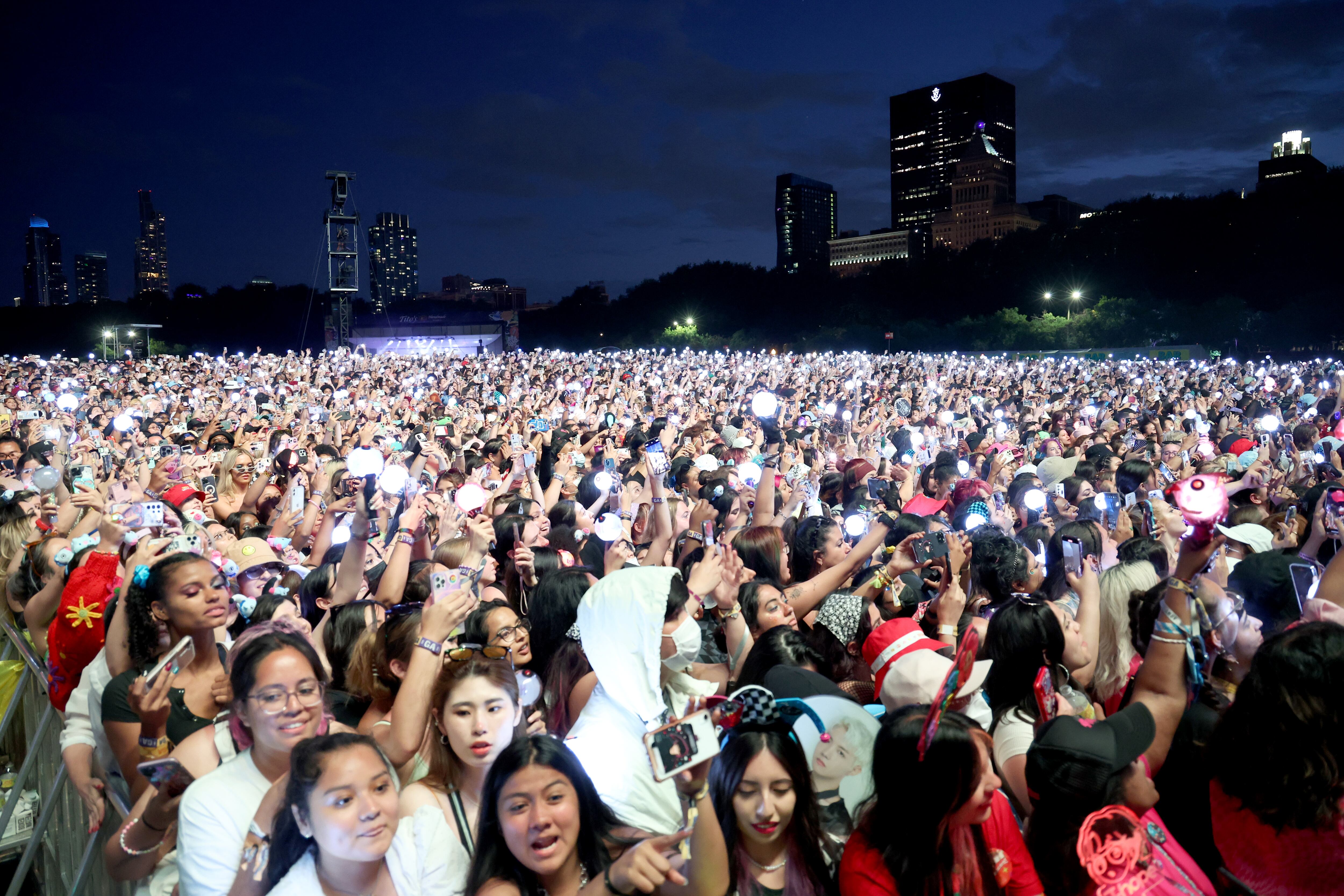 Se espera que 400.000 fanáticos asistan al festival.