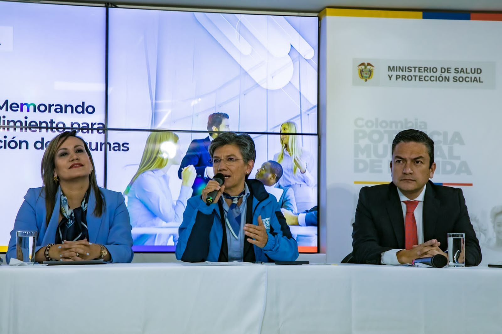 ●	Se busca que a través de la firma de un Memorando de Entendimiento se fortalezcan actividades científicas y tecnológicas dirigidas a investigar, fabricar, producir, comprar, vender, comercializar, distribuir, importar y/o exportar productos biológicos, medicinales y farmacéuticos.