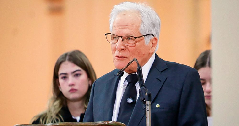 Miguel Uribe Londoño pasó de una vida tranquila a una campaña agitada en un país polarizado y con grandes riesgos de seguridad.