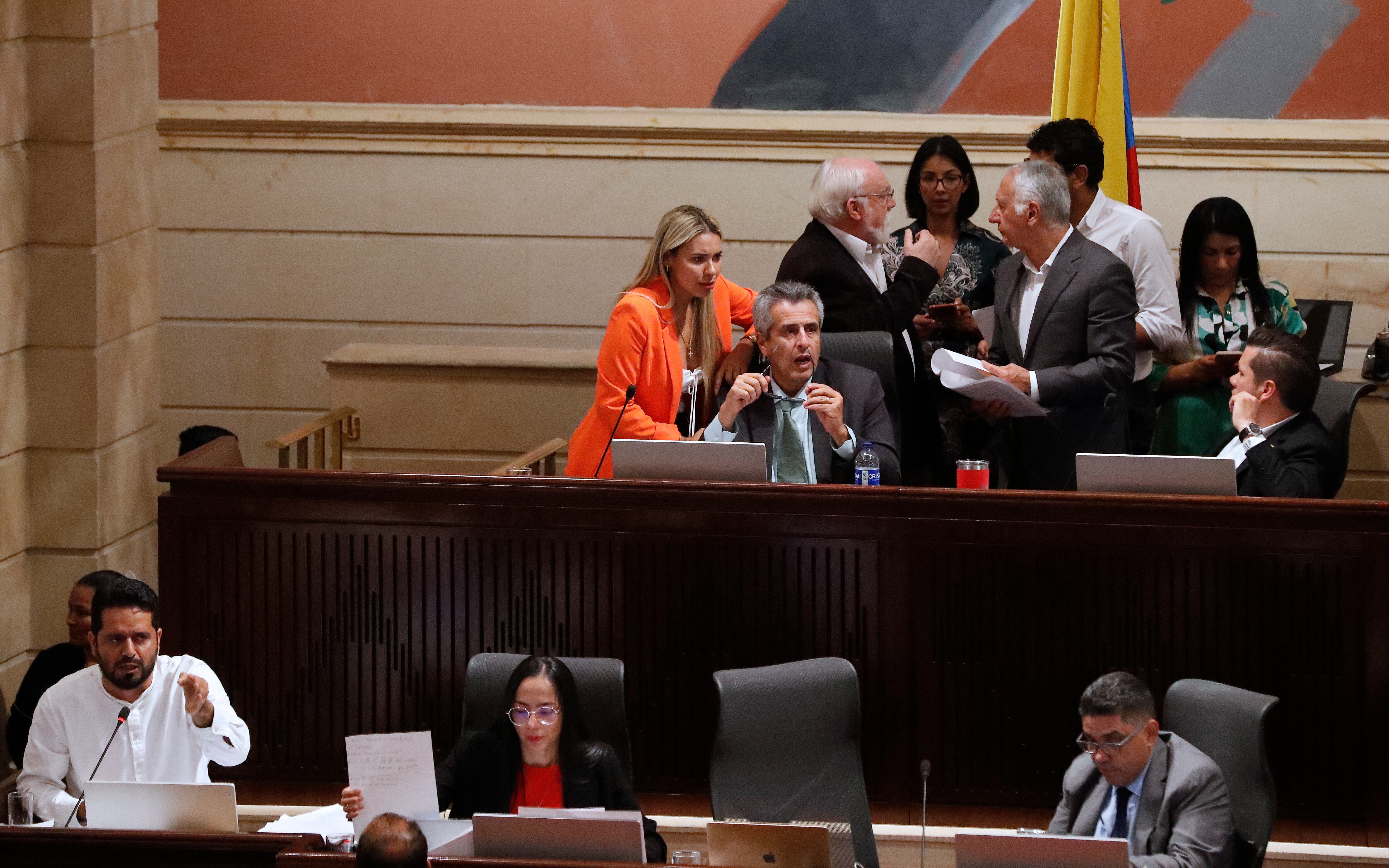 Segundo debate Reforma a la salud  en la plenaria de la Cámara de Representantes  
Ministro del Interior Luis Fernando Velasco
Ministro de Salud  Guillermo Alfonso Jaramillo
Presidente de la Cámara Andrés Calle
Director de la Adres Félix León Martínez
Alfredo Mondragón  Representante a la Cámara
Bogota noviembre 28  del 2023
Foto Guillermo Torres Reina / Semana