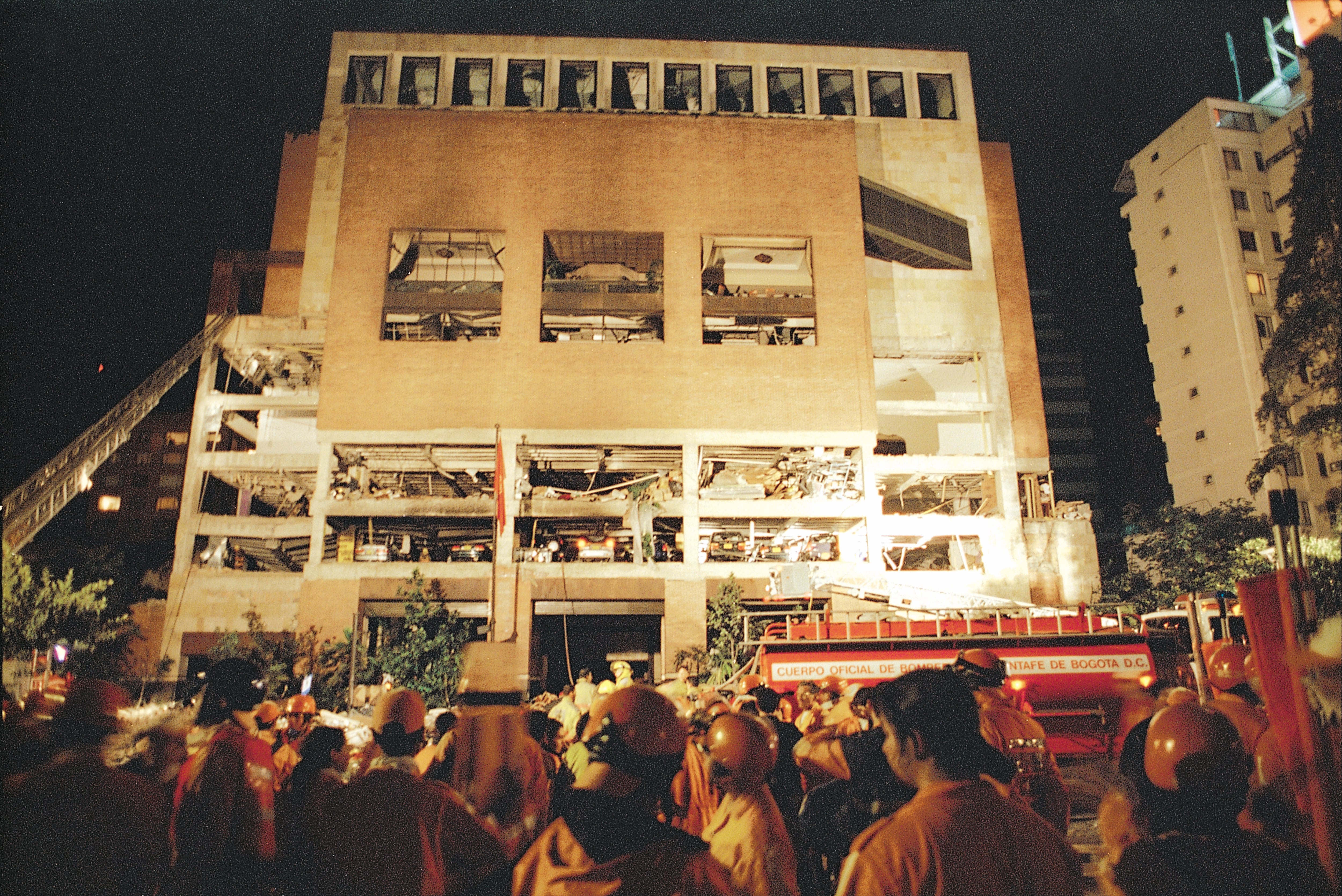 CLUB EL NOGAL.  Atentado terrorista.